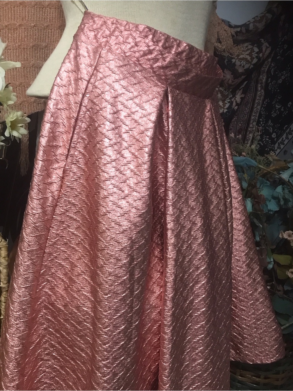 LuLaRoe Rose Metallic Circle Skirt - Picture 4 of 7